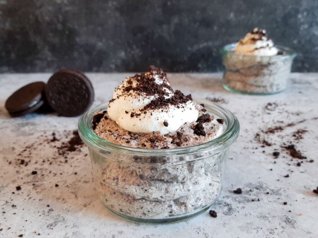 Oreo mousse met slagroom