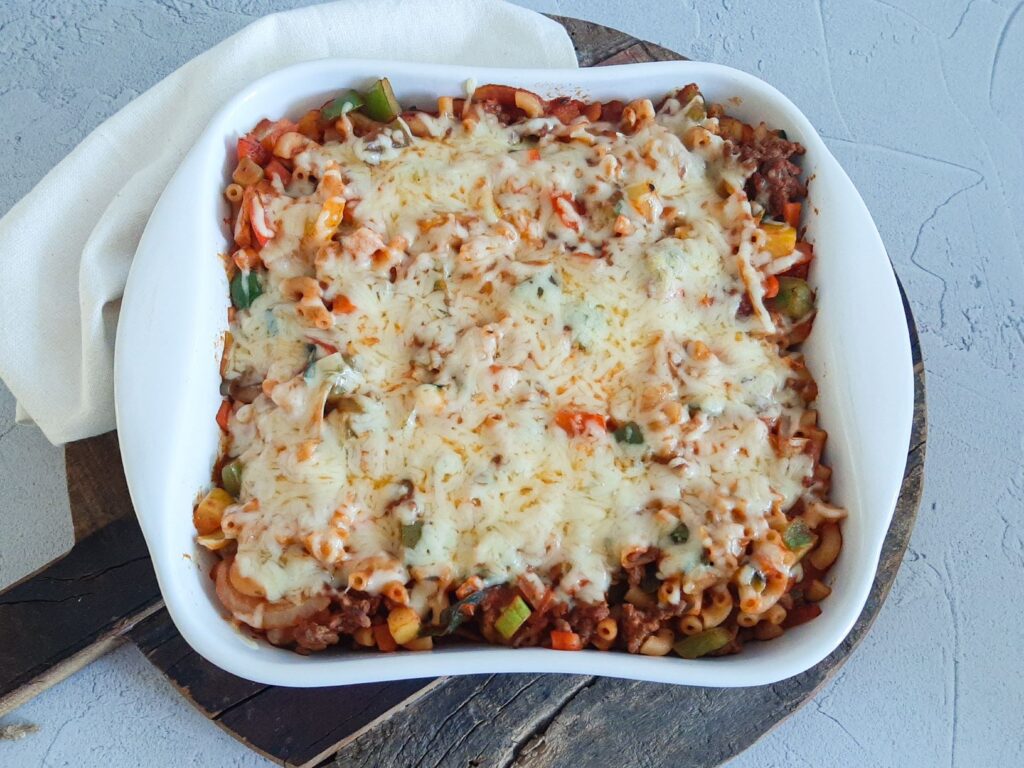 Simele macaroni ovenschotel
